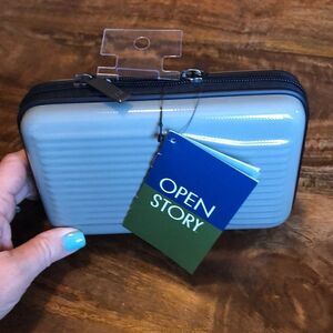 COPY 4-Open Story Hardside Mini Luggage Case -Sage Green, NWT